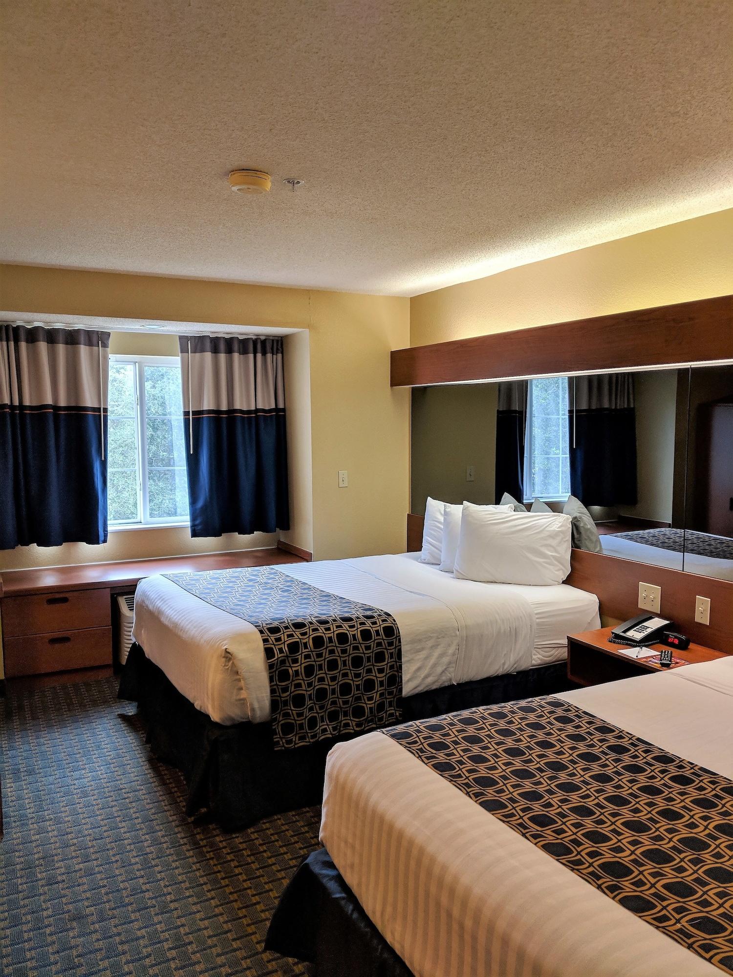 Microtel Inn & Suites Leesburg Exterior photo
