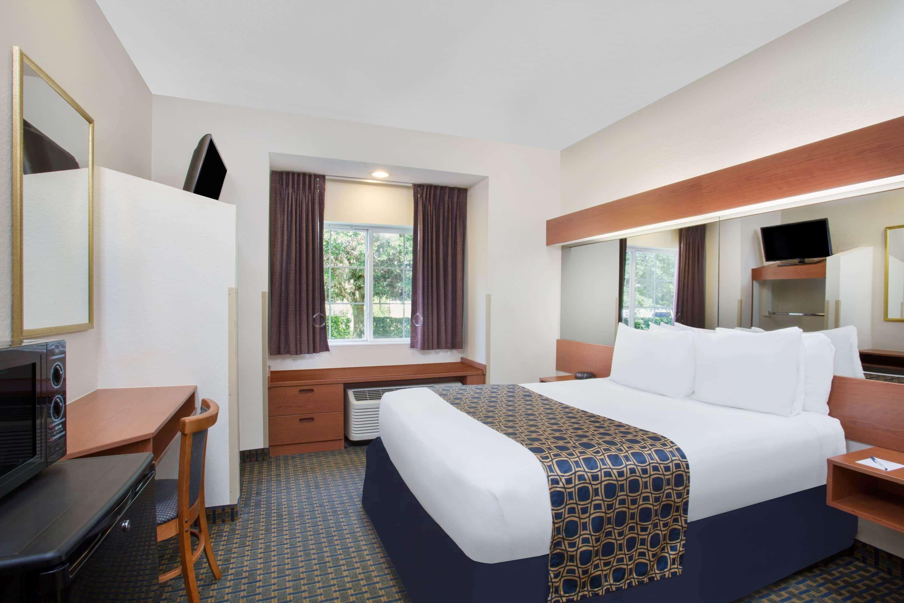 Microtel Inn & Suites Leesburg Exterior photo